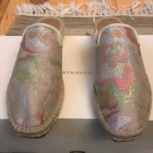 Anthropologie camo glitter espadrille slides